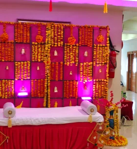 Best banquet hall in Lucknow backstage decor